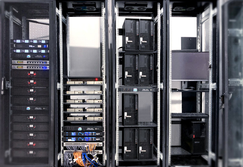 1656580001278228.jpg 機(jī)櫃副本.jpg